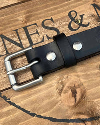 Barnes and Moore Slim Roller Harness Leather Belt - Black / Nickel