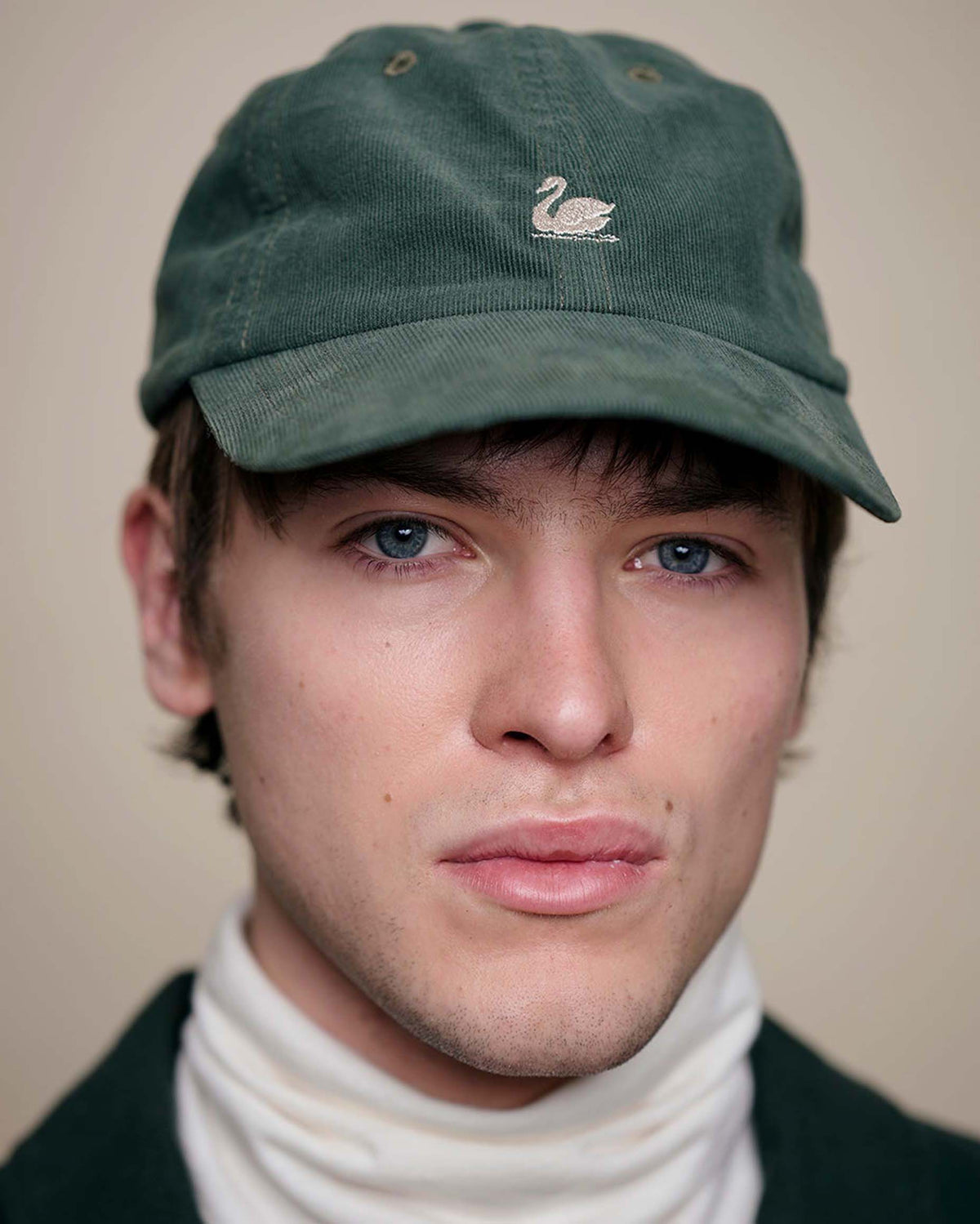 Merz b. Schwanen CAP01LC Swan Logo Corduroy Cap - Forest