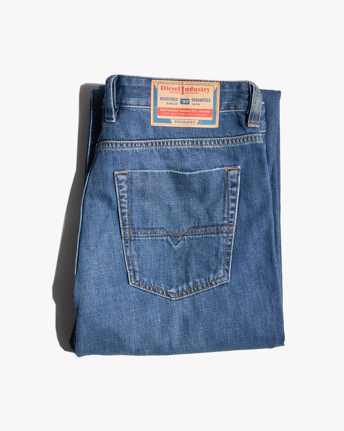 Diesel 1980 D-Eeper Relaxed Fit Mens Jeans - 0HDBE / Mid Blue