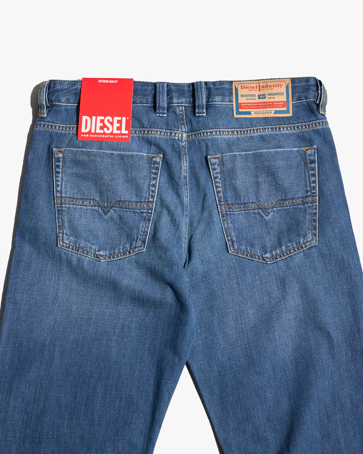 Diesel 1980 D-Eeper Relaxed Fit Mens Jeans - 0HDBE / Mid Blue