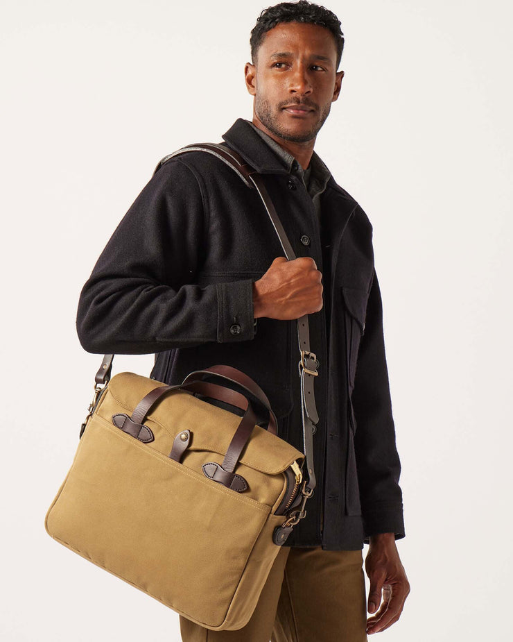 Filson Rugged Twill Original Briefcase - Tan | Filson Bags | JEANSTORE