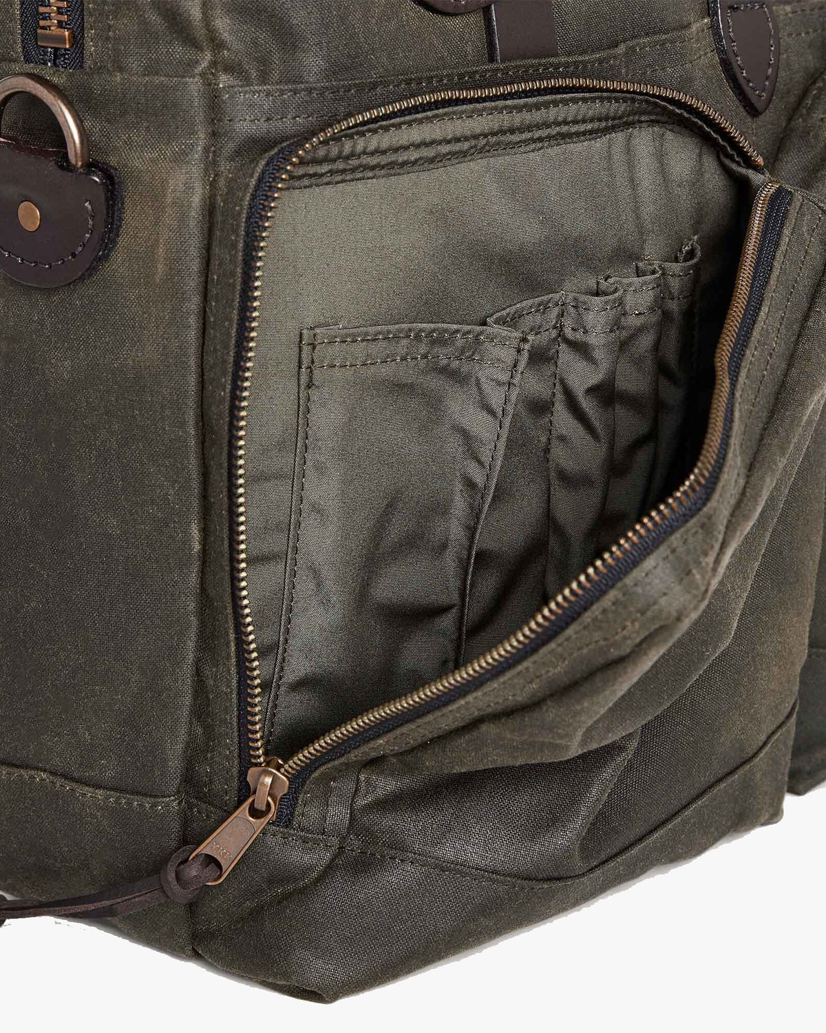 Filson 24 Hour Tin Briefcase - Otter Green | Filson Bags | JEANSTORE