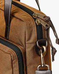 Filson Dryden Briefcase - Whiskey | Filson Bags | JEANSTORE
