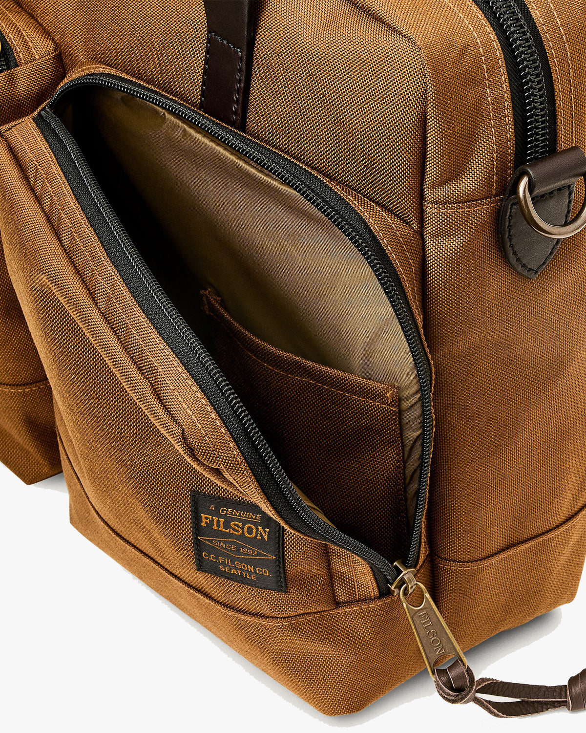 Filson Dryden Briefcase - Whiskey | Filson Bags | JEANSTORE