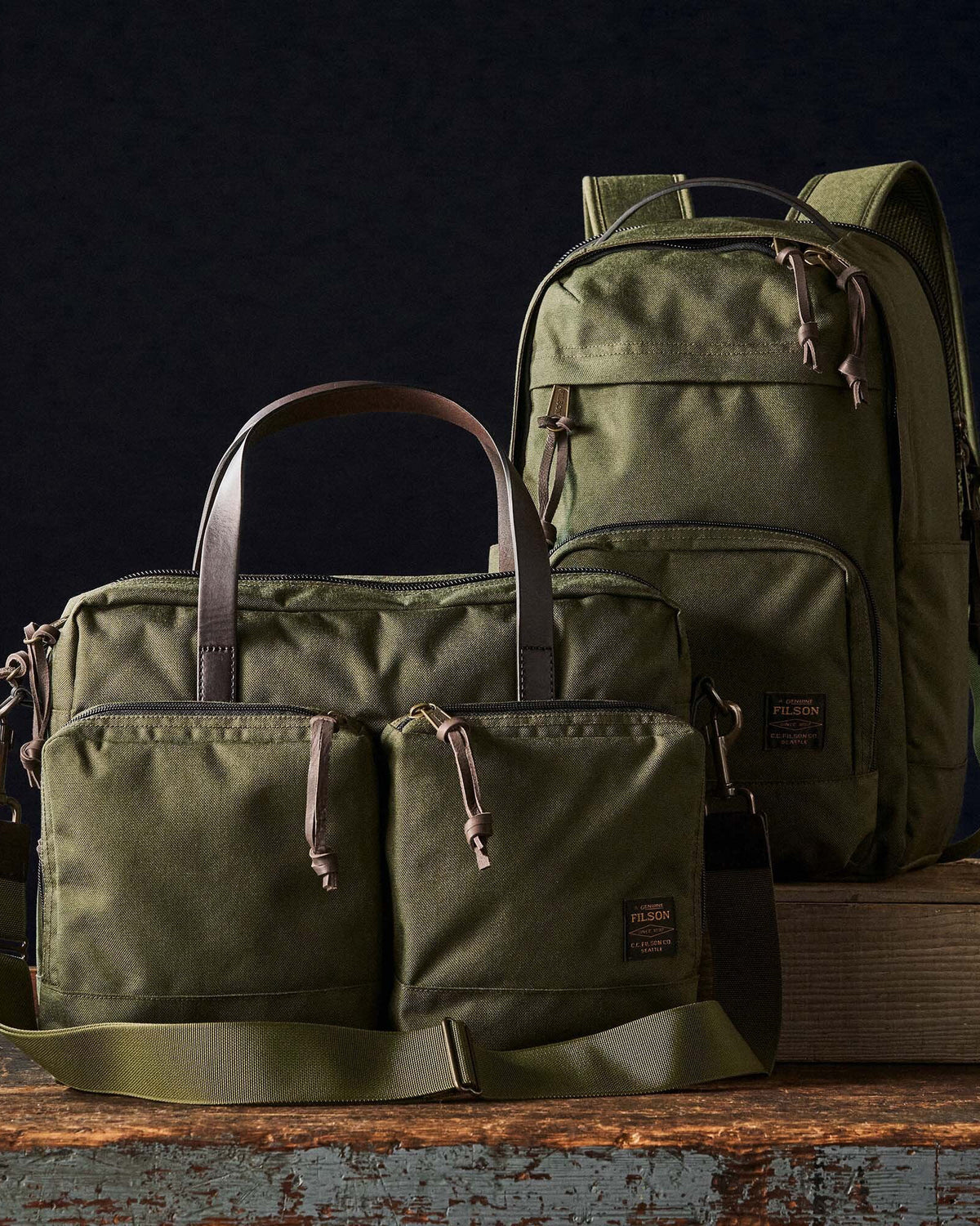 Filson Dryden Briefcase - Otter Green | Filson Bags | JEANSTORE