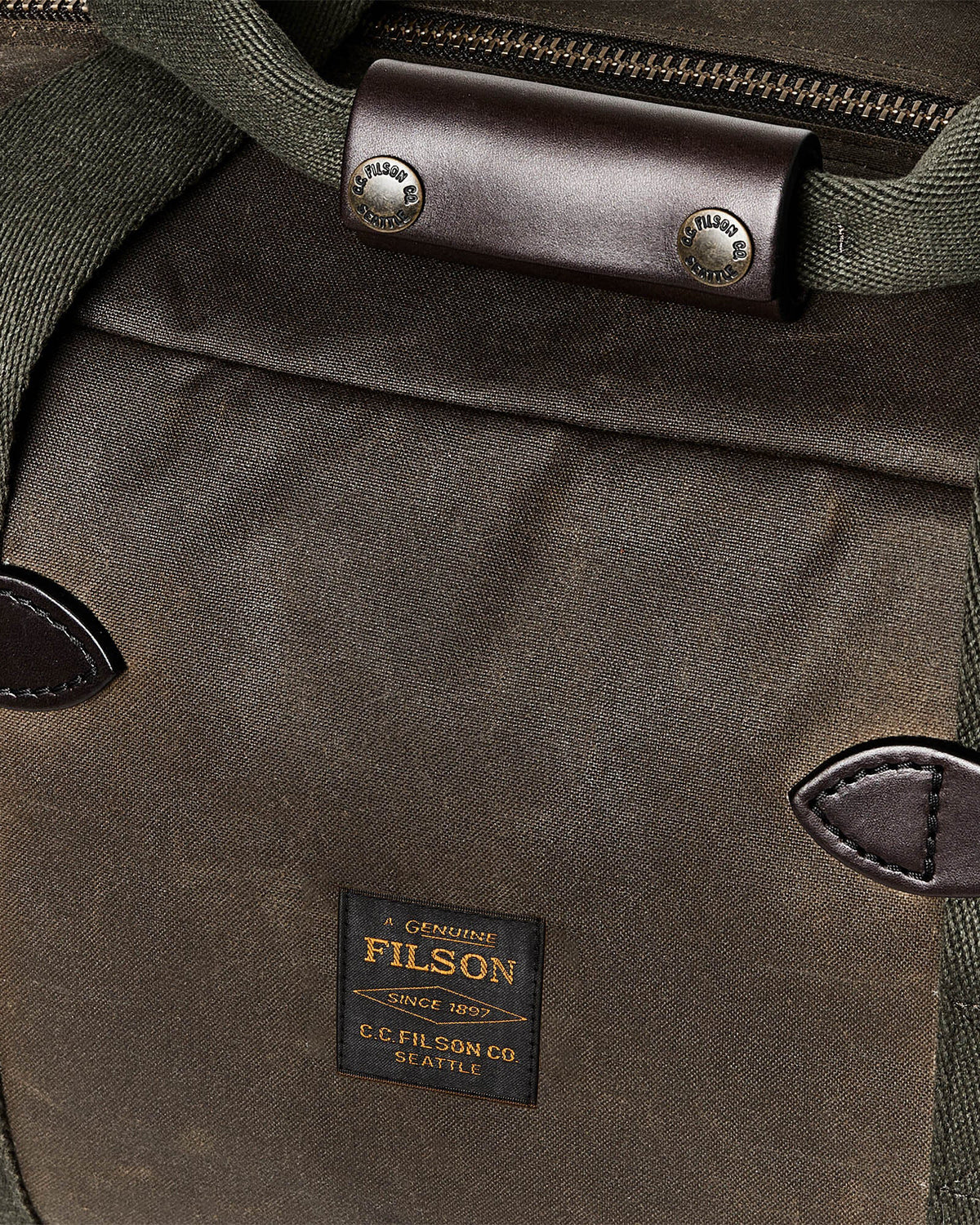 Filson Small Tin Cloth Duffle Bag - Otter Green | Filson Bags | JEANSTORE