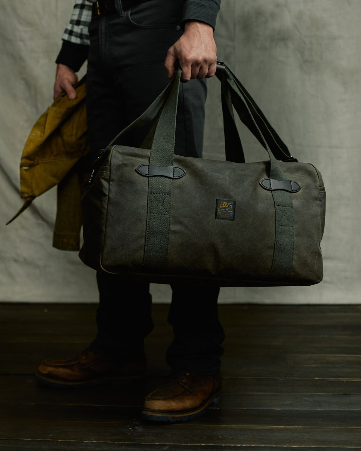 Filson Medium Tin Cloth Duffle Bag - Otter Green