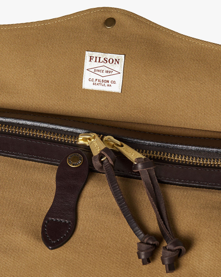 Filson Medium Rugged Twill Duffle Bag - Tan