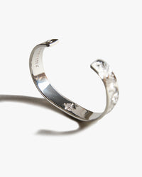 First Arrows BR-026 Silver 12mm Flat Hammered Arabesque Carved Bangle w/ K18 - Medium | First Arrows Jewellery | JEANSTORE