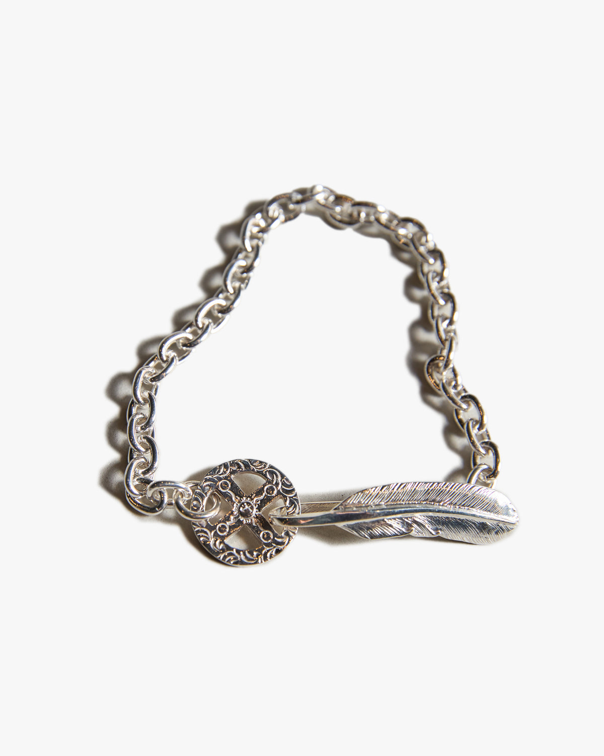 First Arrows BR-305 Feather Hook w/ Medicine Wheel Chain Bracelet - Small | First Arrows Jewellery | JEANSTORE