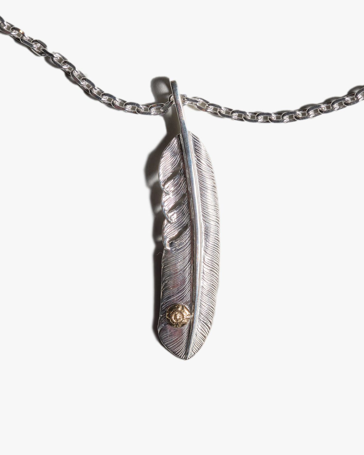 First Arrows O-063+P-234C Small Silver Chain w/ Medicine Wheel & P-704L Small K18 Silver Feather Pendant - 60cm | First Arrows Jewellery | JEANSTORE
