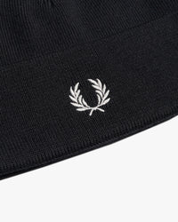 Fred Perry Classic Merino Wool Beanie - Black / Snow White
