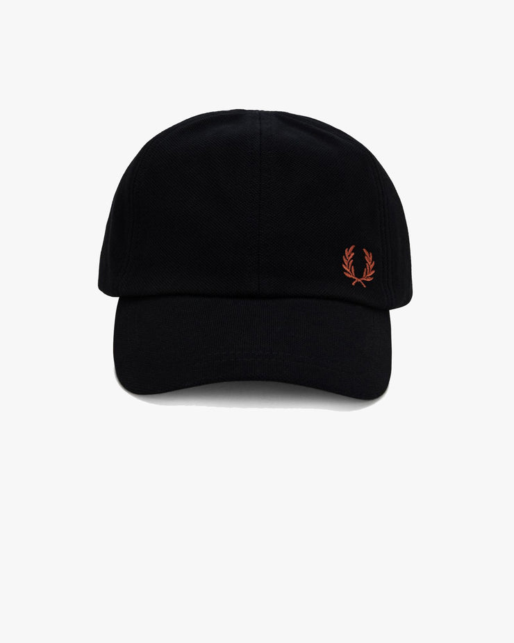 Fred Perry Classic Pique Cap - Black / Whisky Brown