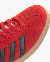 Adidas Gazelle Trainers 1991 Reissue - Better Scarlet w Core Black stripes detail up close