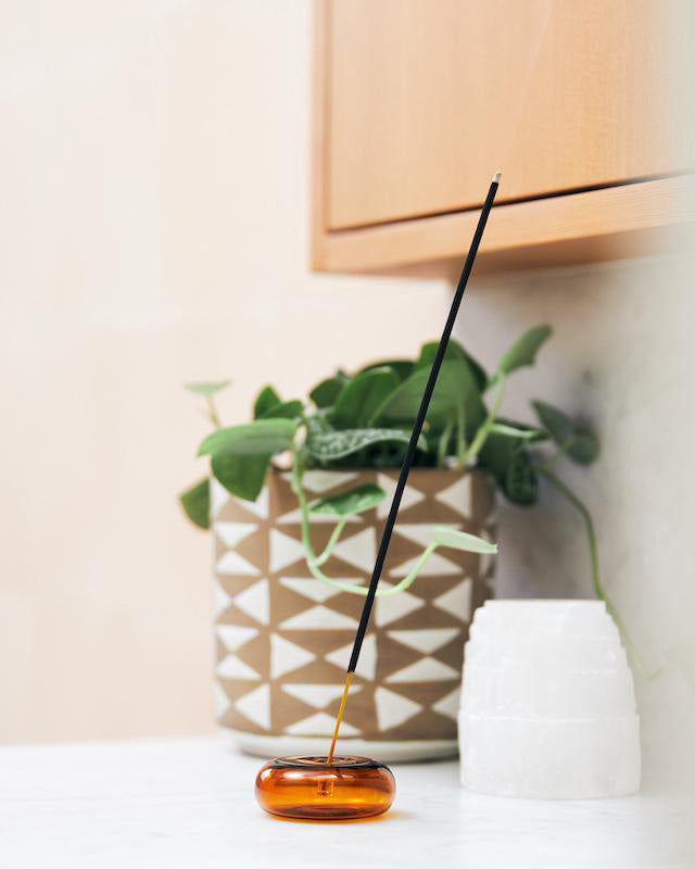 P.F. Candle Co. Incense Sticks - Amber & Moss | P.F. Candle Co. Lifestyle | JEANSTORE