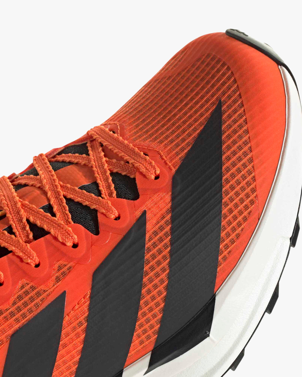 adidas terrex agravic speed 2 mesh upper and lace detail close up