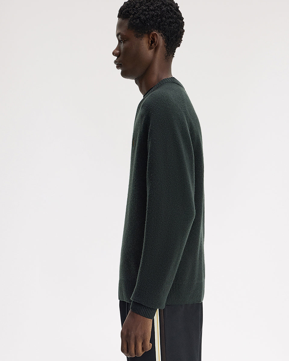 Fred Perry Saddle Sleeve V Neck Sweater - Night Green