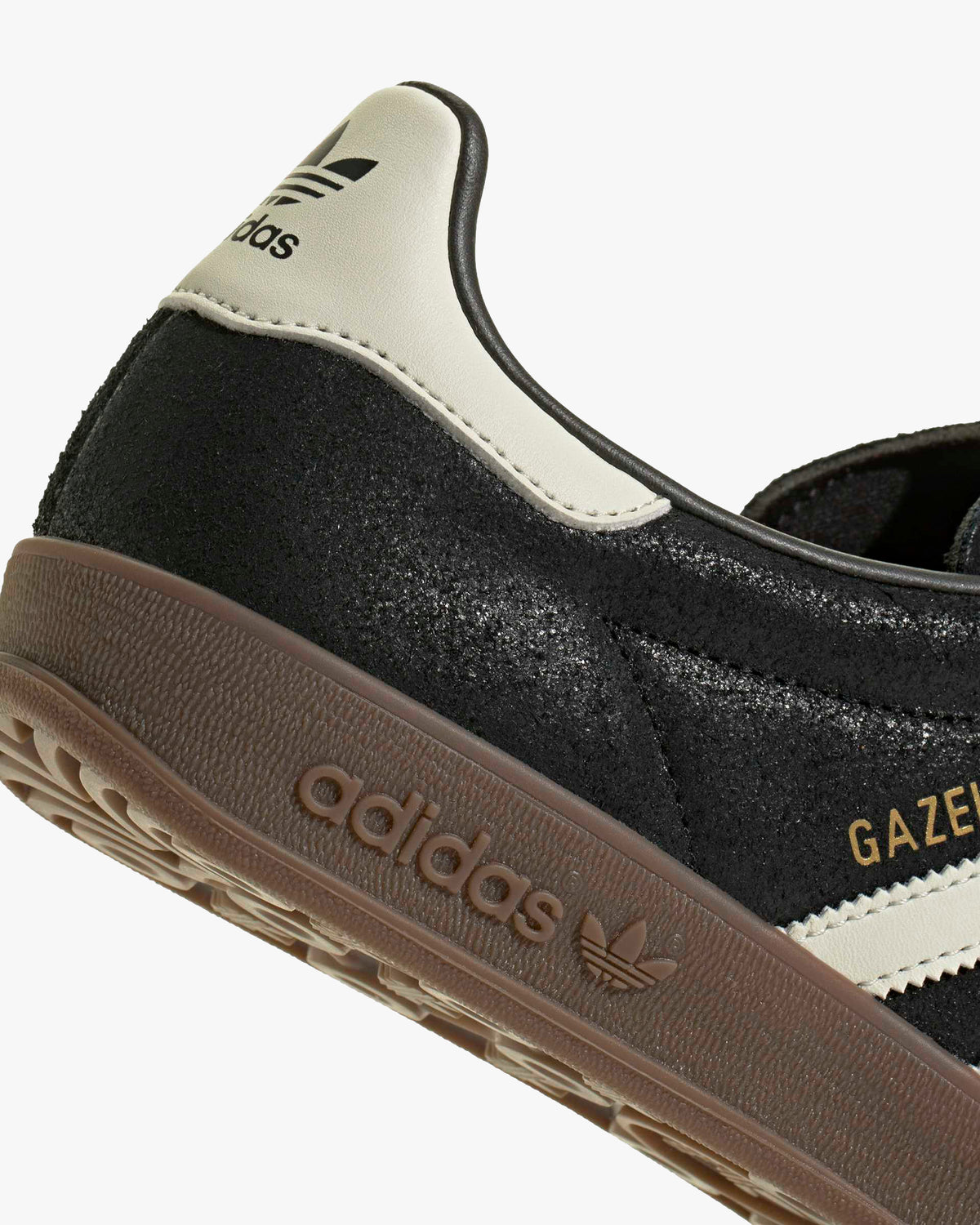 Adidas Gazelle Indoor - Core Black / Off White / Cinder