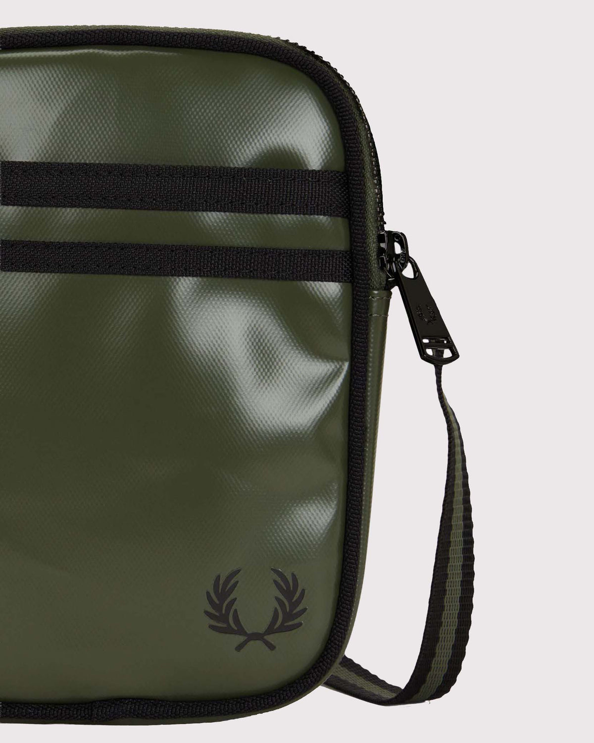 Fred Perry Classic Small Side Bag - Laurel Wreath Green / Black