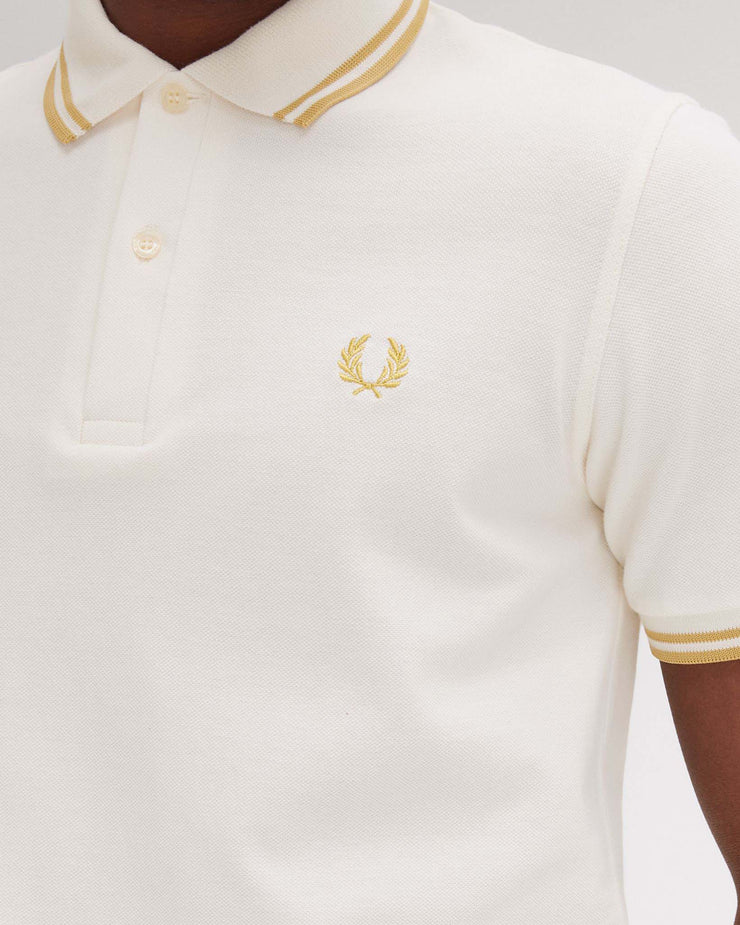 Fred Perry M12 Made In England Twin Tipped Polo Shirt - Ecru / Honeycomb