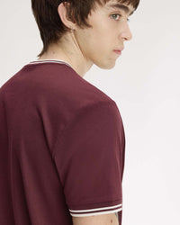 Fred Perry Twin Tipped T Shirt - Oxblood / Ecru