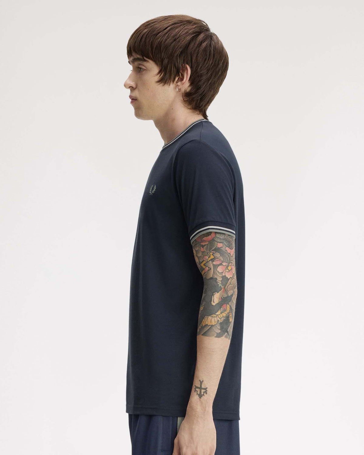 Fred Perry Twin Tipped T Shirt - Dark Airforce / Ecru / Seagrass