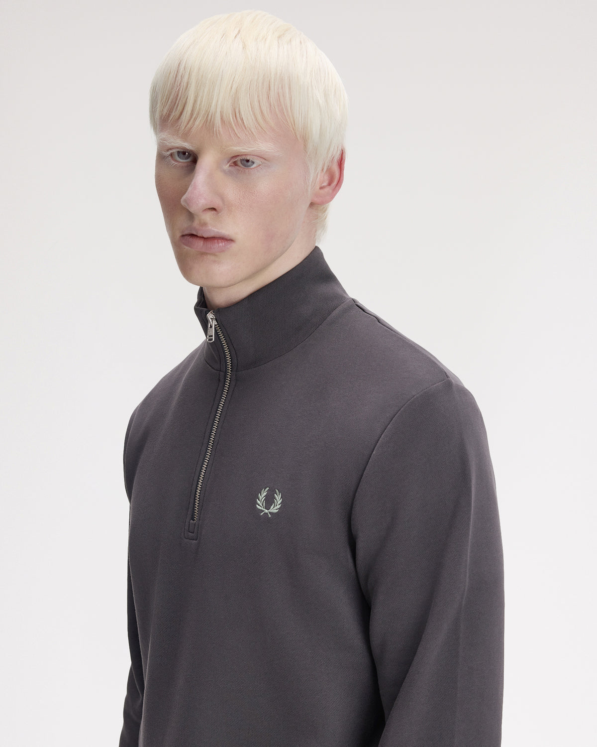 Fred Perry Half Zip Sweatshirt - Anchor Grey / Ecru / Seagrass