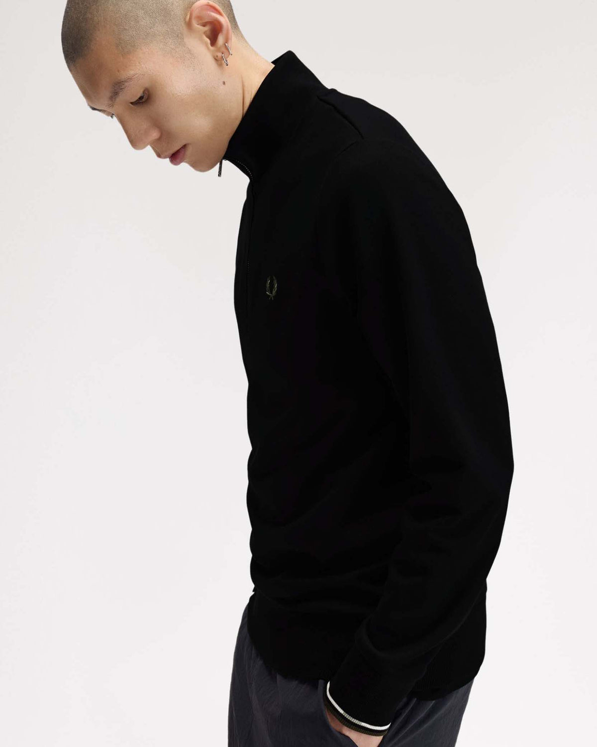 Fred Perry Half Zip Sweatshirt - Black / Ecru / Laurel Wreath Green