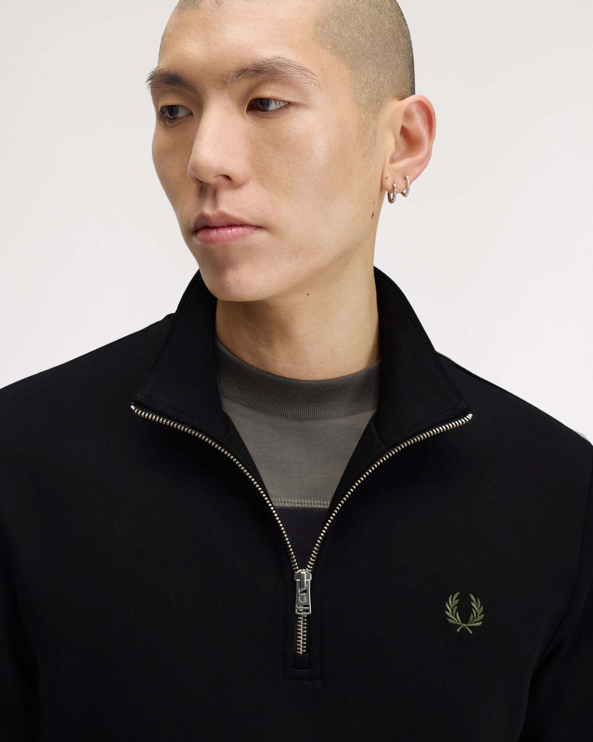 Fred Perry Half Zip Sweatshirt - Black / Ecru / Laurel Wreath Green