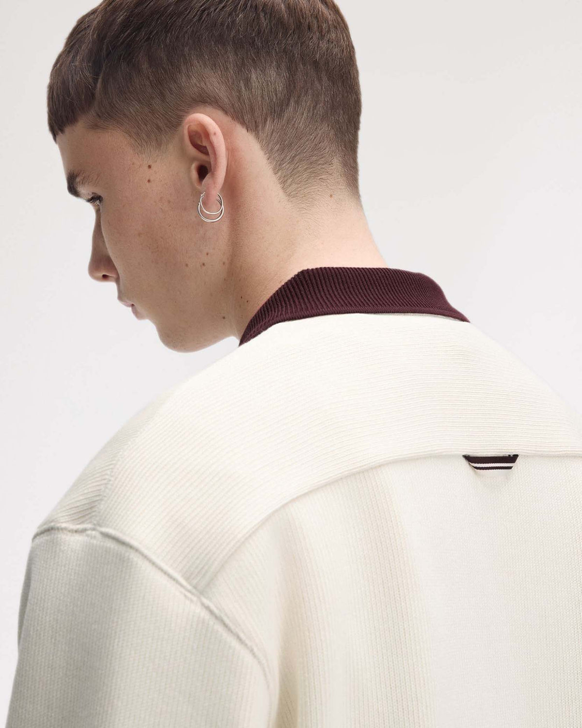 Fred Perry Tipped Sleeve Collared Sweatshirt - Ecru
