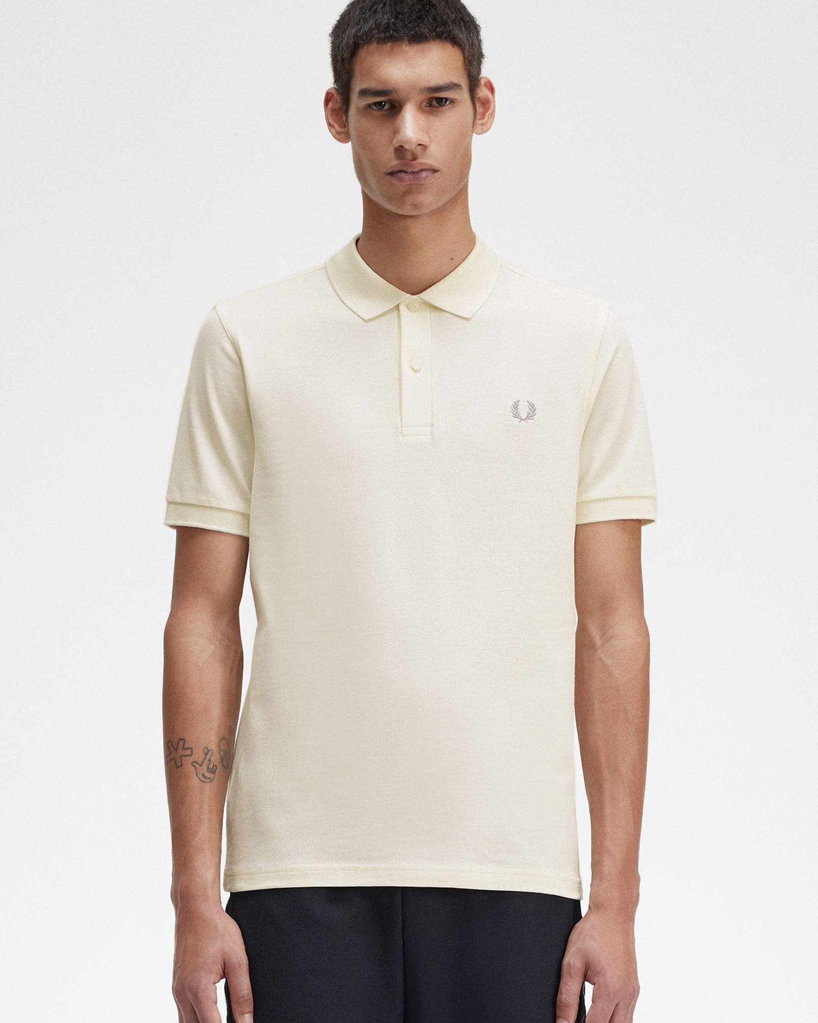 Fred Perry Plain Polo Shirt - Ecru / Limestone – JEANSTORE