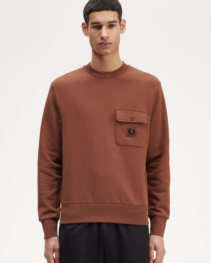 Fred Perry Badge Detail Crew Neck Sweatshirt - Whisky Brown