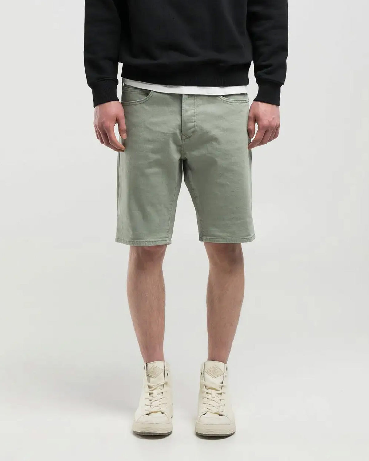 Replay RBJ.981 Tapered Fit Bermuda Shorts - Light Sage Green | Replay Shorts | JEANSTORE