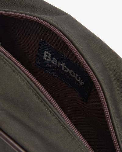 Barbour Heritage Waxed Washbag - Olive / Beacon | Barbour Lifestyle | Jeanstore
