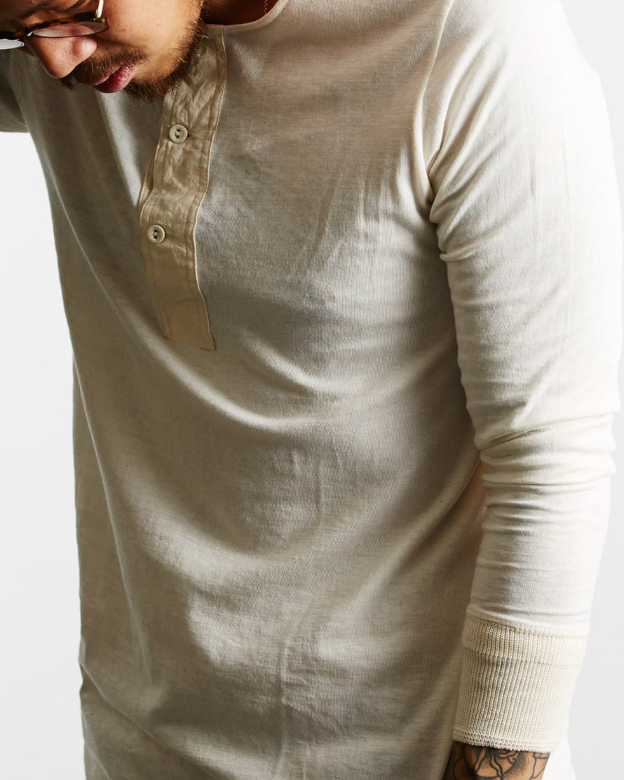 Merz b. Schwanen 102 5.5oz Loopwheeled Henley - Nature | Merz b. Schwanen T Shirts | JEANSTORE