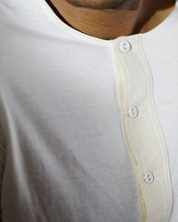 Merz b. Schwanen 102 5.5oz Loopwheeled Henley - Nature | Merz b. Schwanen T Shirts | JEANSTORE