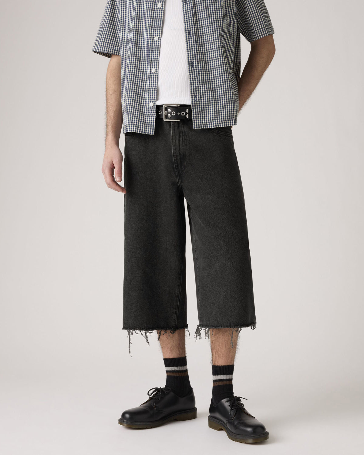 Levi's® 478 Baggy Capri Shorts - Just Business | Levi's® Shorts | JEANSTORE