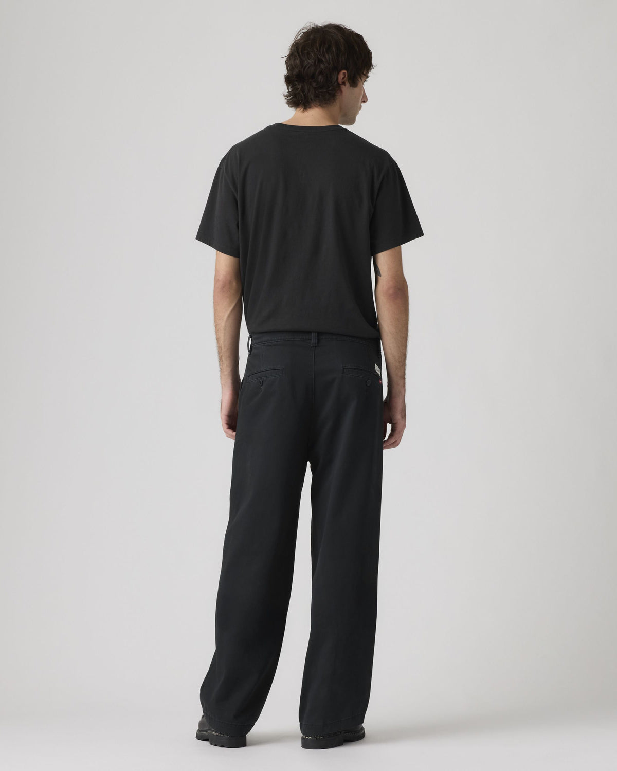 Levi's® XX Chino Baggy Loose Fit Mens Chinos - Mineral Black | Levi's® Chinos & Trousers | JEANSTORE