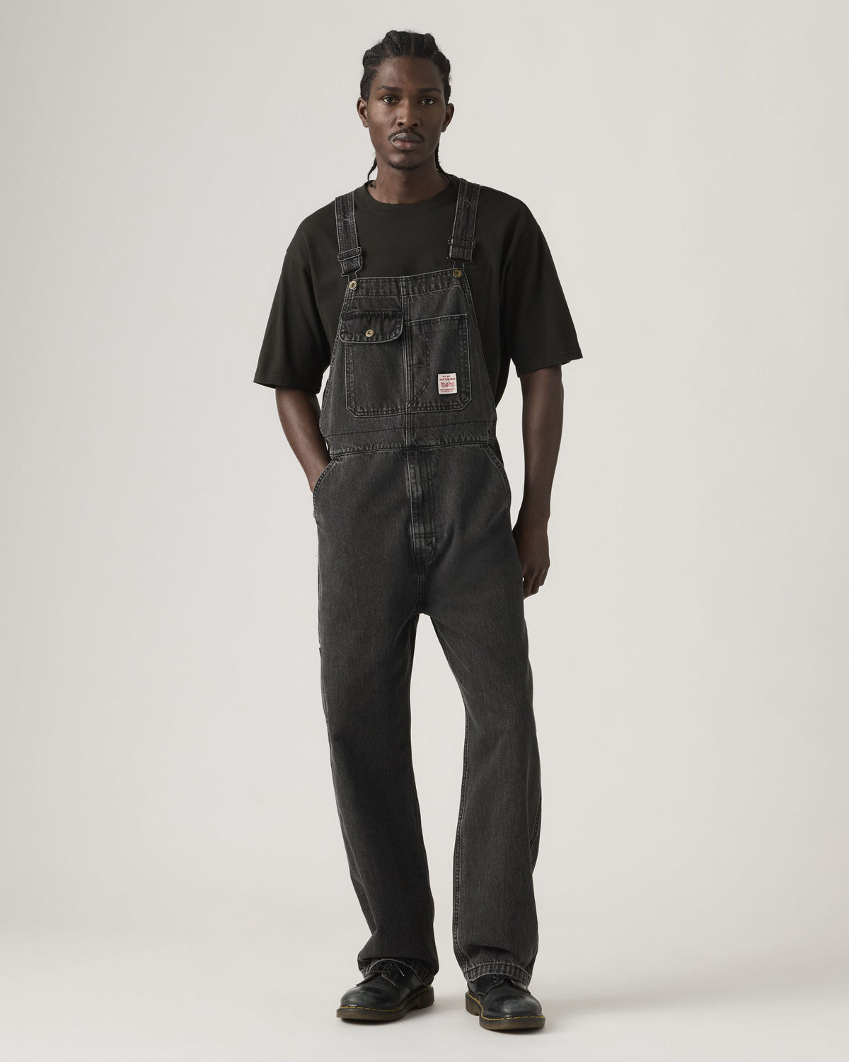 Levi's® Workwear Loose Overalls - Darkly Wash | Levi's® Bibs & Overalls | JEANSTORE