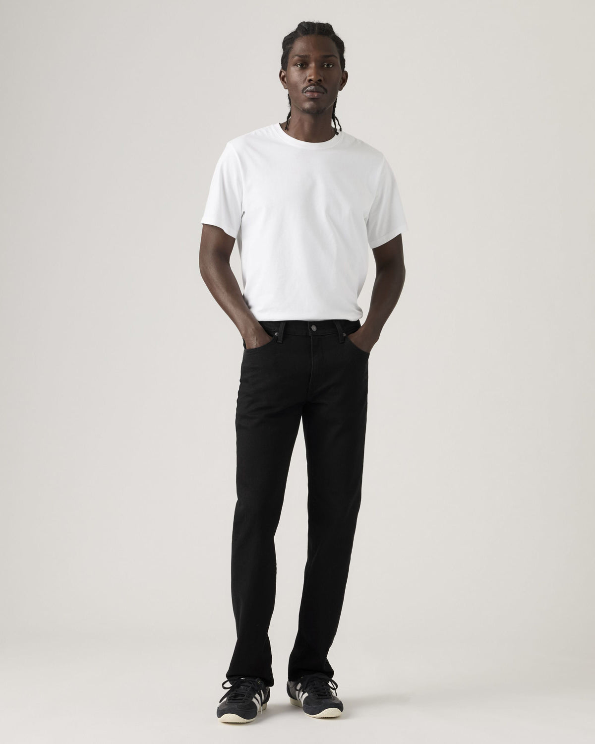 Levi's® 511 Slim Fit Mens Jeans - Sta-Dark Black | Levi's® Jeans | JEANSTORE