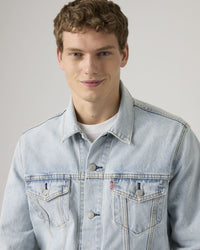 Levi's® Trucker Denim Jacket - Into The Light | Levi's® Jackets & Coats | JEANSTORE