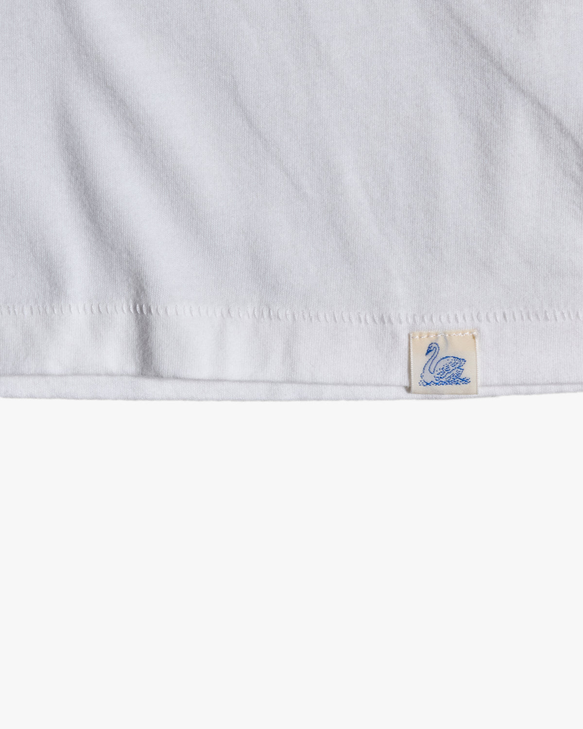 Merz b. Schwanen PIMATEE01V 4.1oz Soft Pima Cotton Relaxed V-Neck Tee - White | Merz b. Schwanen T Shirts | JEANSTORE