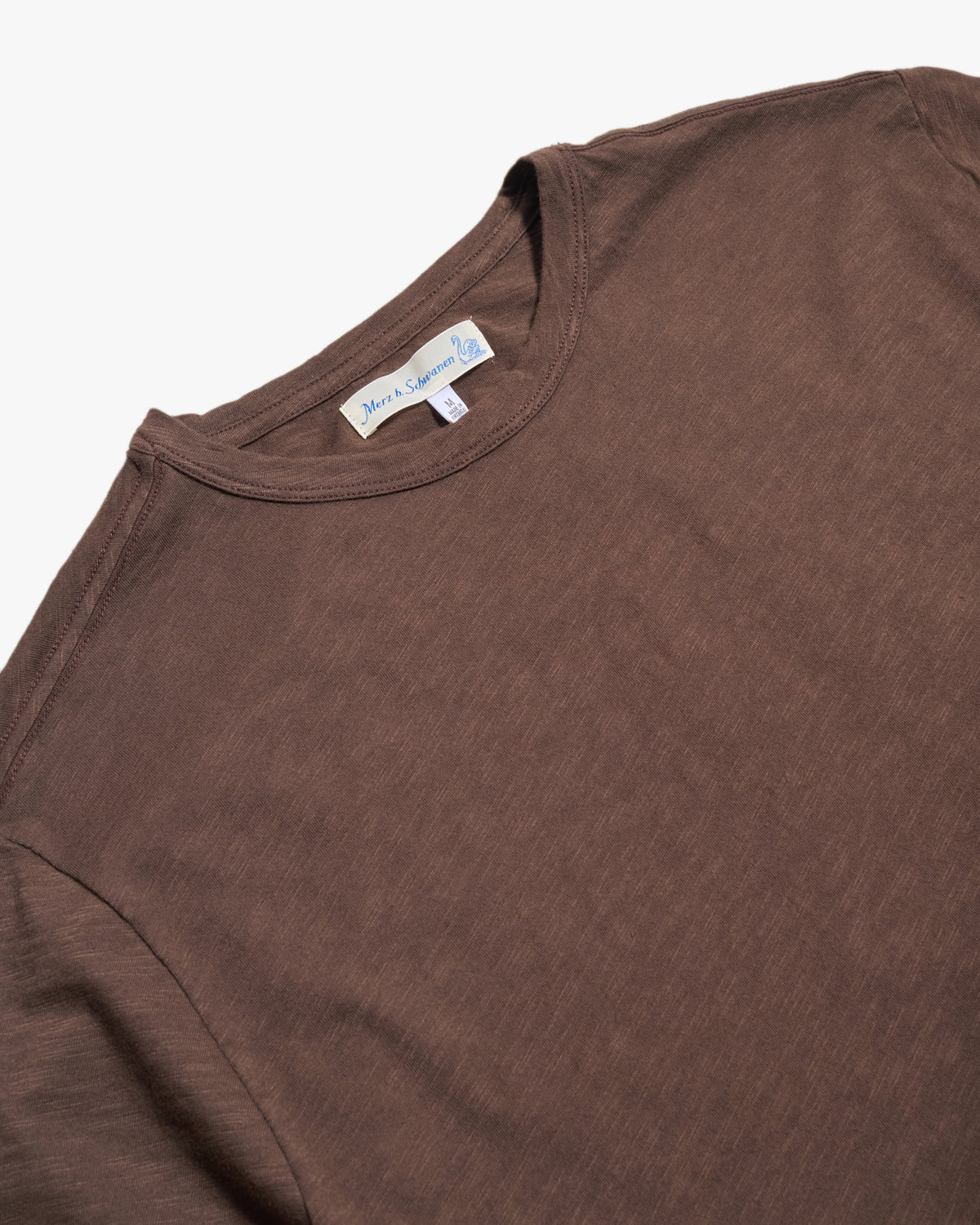 Merz b. Schwanen SCT04 4.9oz Pima Slub Cotton Relaxed Tee - Chocolate | Merz b. Schwanen T Shirts | JEANSTORE