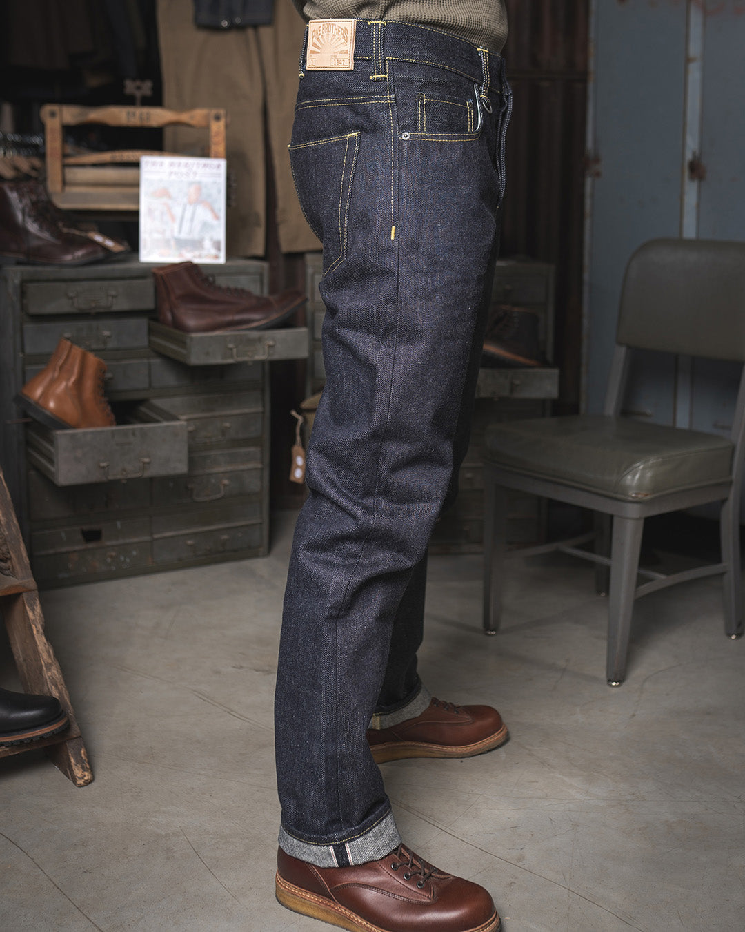 Pike Brothers 1947 Roamer Pant Relaxed Tapered Mens Jeans - 21oz Selvedge Indigo | Pike Brothers Jeans | JEANSTORE