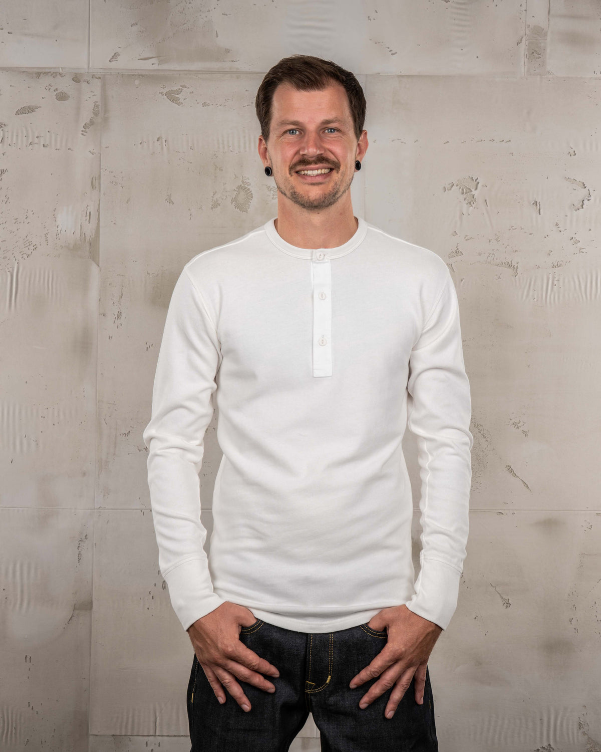Pike Brothers L/S 1954 Utility Shirt - Ecru | Pike Brothers T Shirts | JEANSTORE