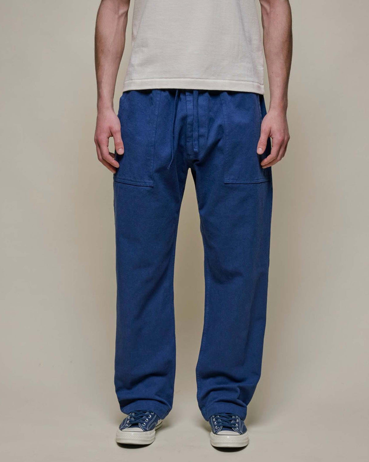 Merz b. Schwanen PANTS05 Workers Cotton Twill Drawstring Pants - Ink Blue | Merz b. Schwanen Chinos & Trousers | Jeanstore