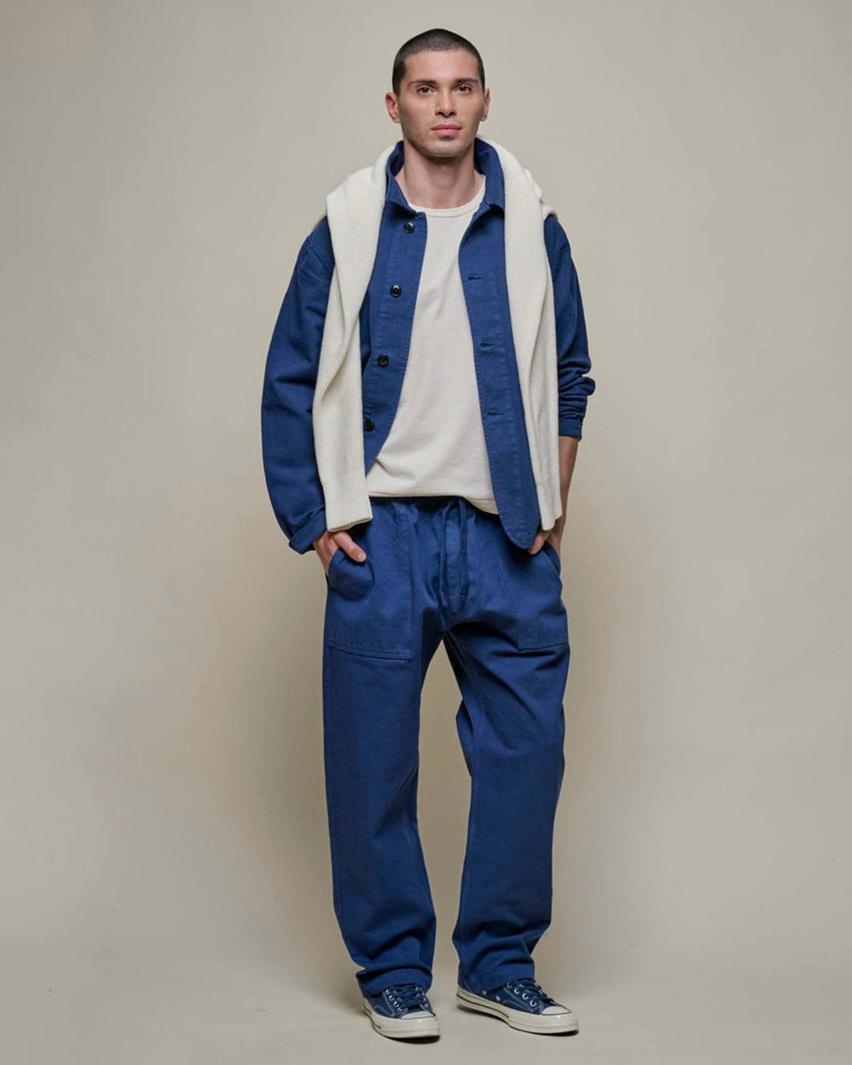 Merz b. Schwanen PANTS05 Workers Cotton Twill Drawstring Pants - Ink Blue | Merz b. Schwanen Chinos & Trousers | Jeanstore