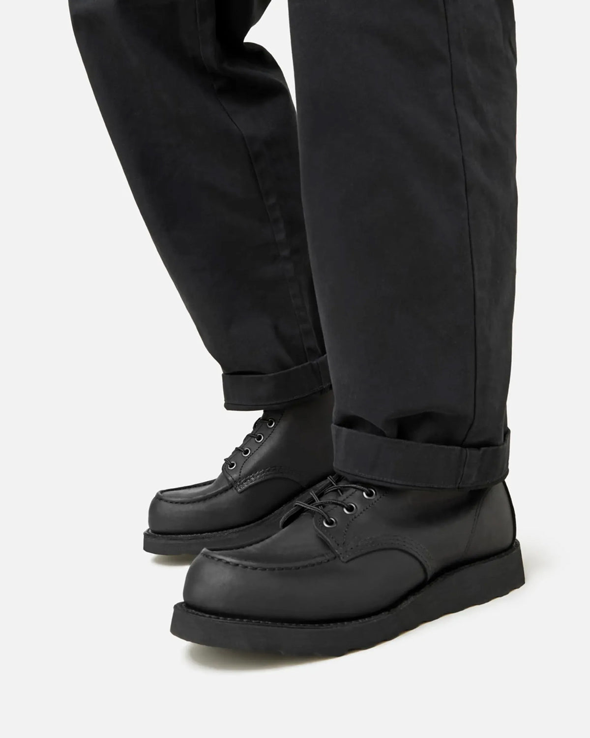 Red Wing 8074 Classic 6-Inch Moc Toe Boots - Black Harness | Red Wing Boots | JEANSTORE