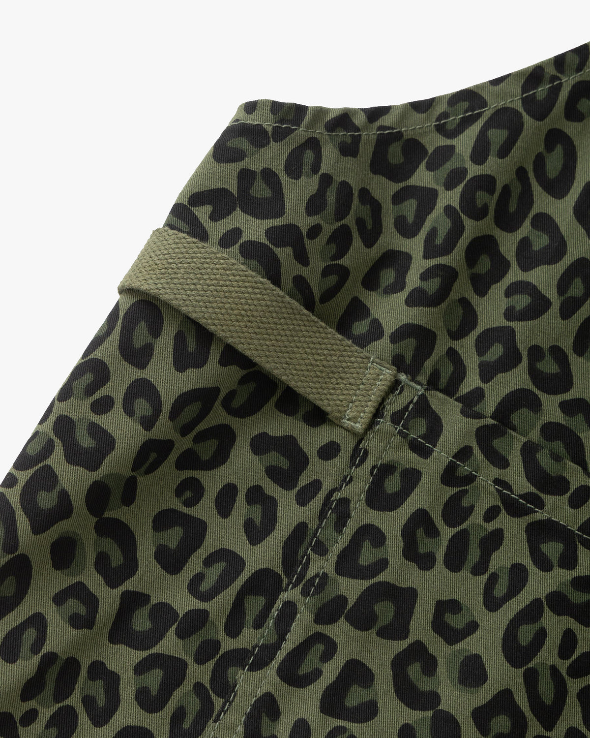 Service Works Patterned Apron - Green Leopard