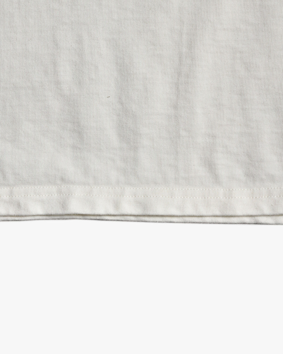 Studio D'Artisan 8187 Suvin Gold L/S Henley - White